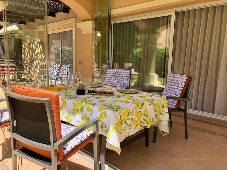Gorgeous Located In Elviria Lejlighed *
